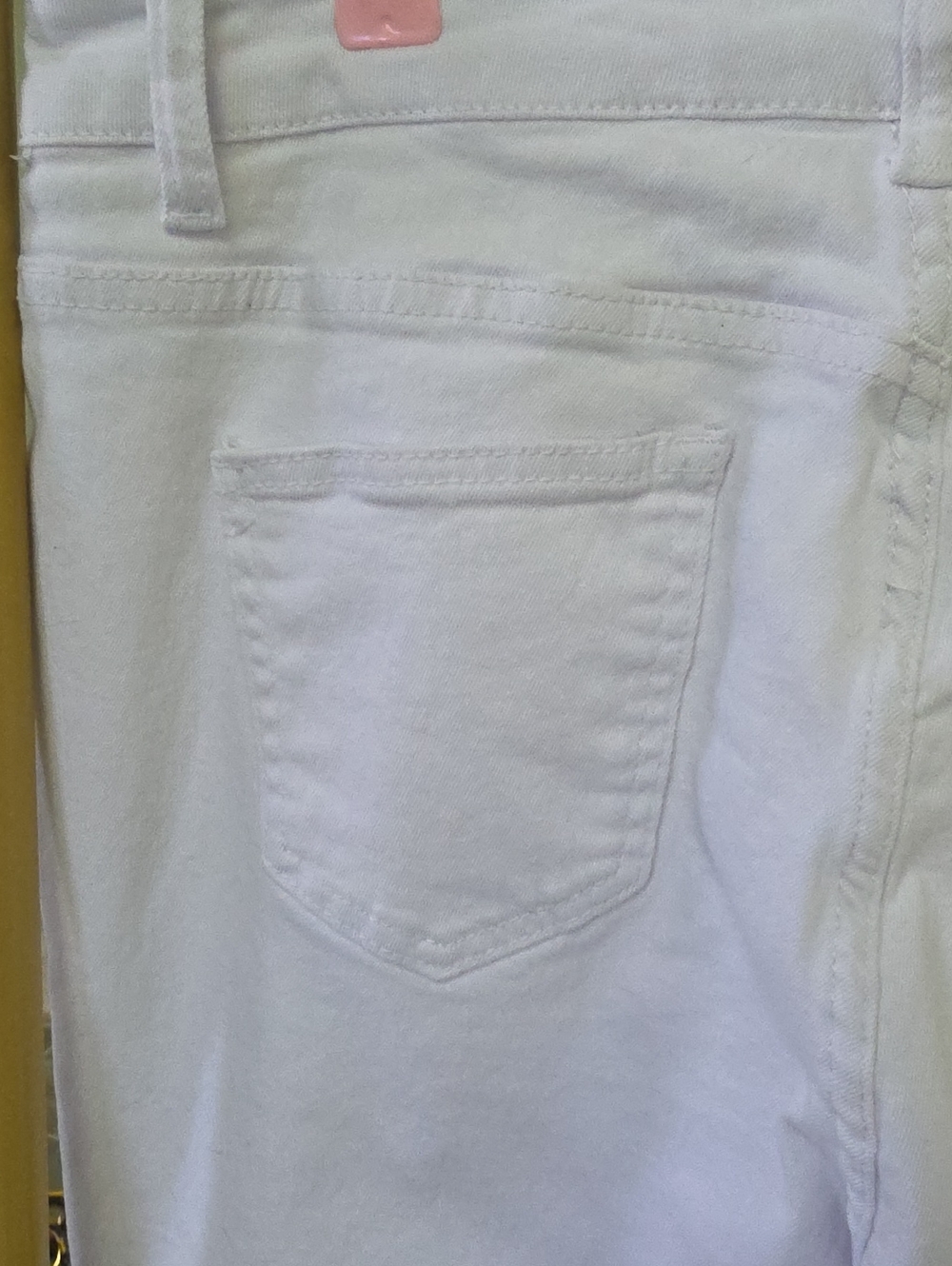 Women’s High-Waist White Button-Fly Skinny Jeans - Picture 4 of 10